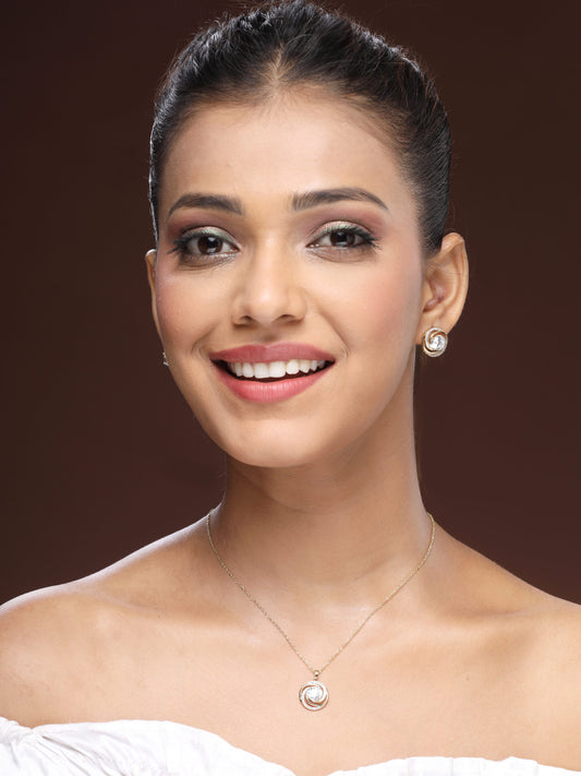Elegant Zircon Pendant Set – Sparkle in Style