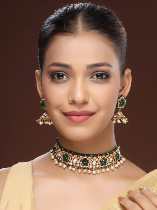 Regal Choker Adorned With Zircon, Beads & Pearls