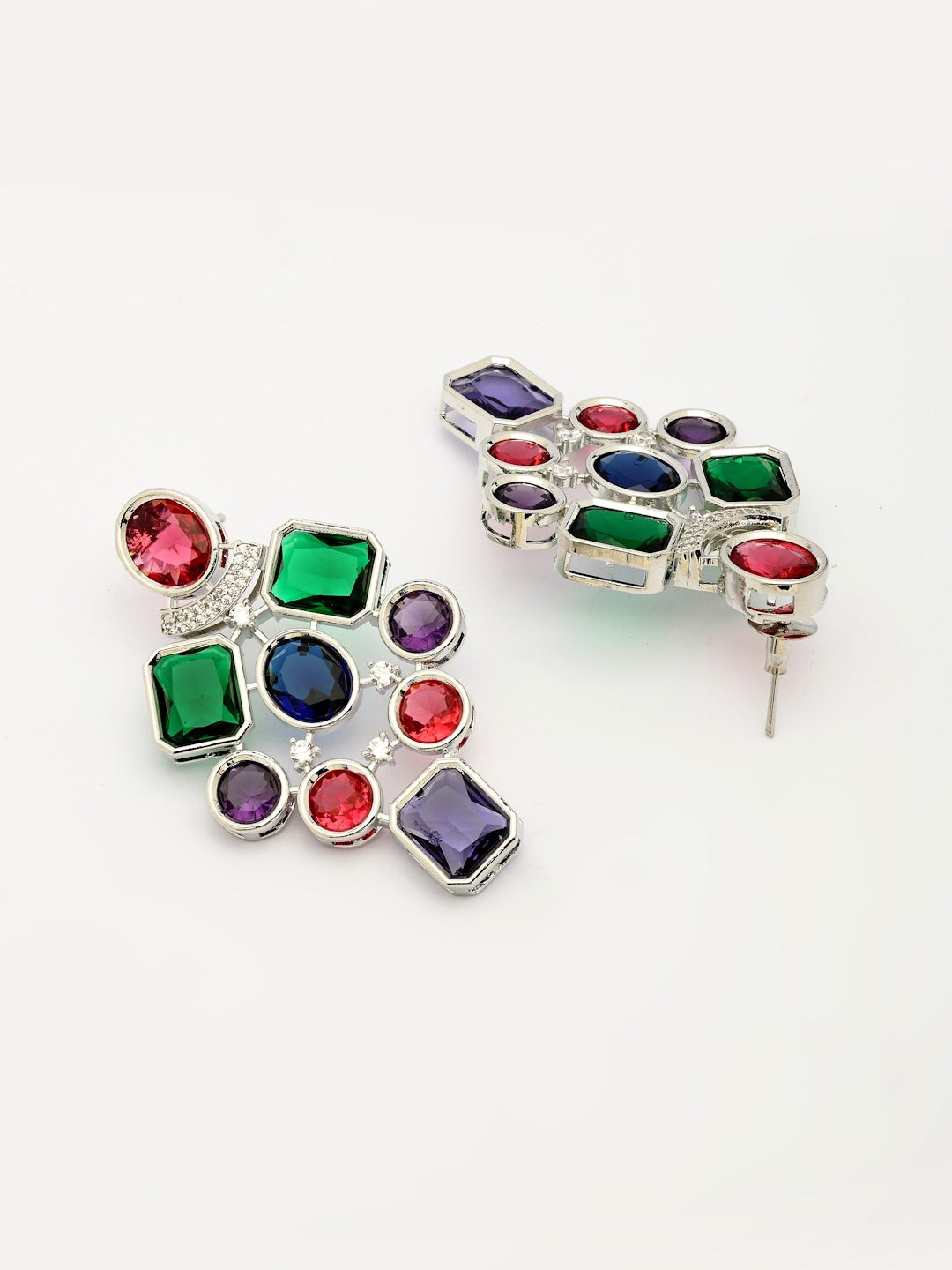 Craftsmanship-Inspired Necklace Set for the Modern Woman