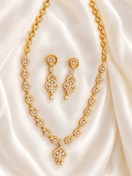 Shimmering Petals zircon Necklace Set