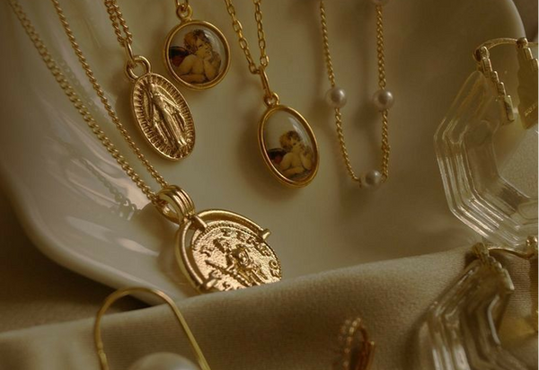 Gift Under 20K Solitaire Jewellery