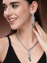 Timeless Elegance: A Classic Meets Trendy Jewelry Set - Green