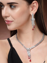 Timeless Elegance: A Classic Meets Trendy Jewelry Set
