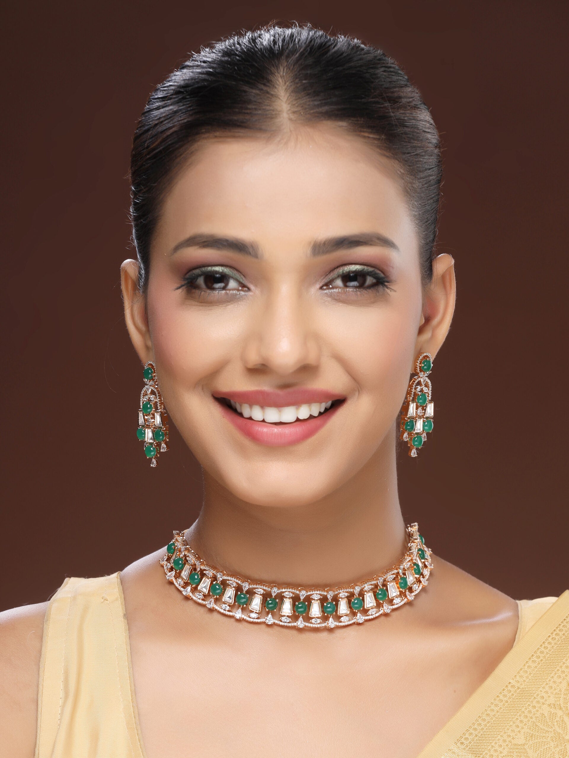 Brilliant Choker Set Adorned With Zircon