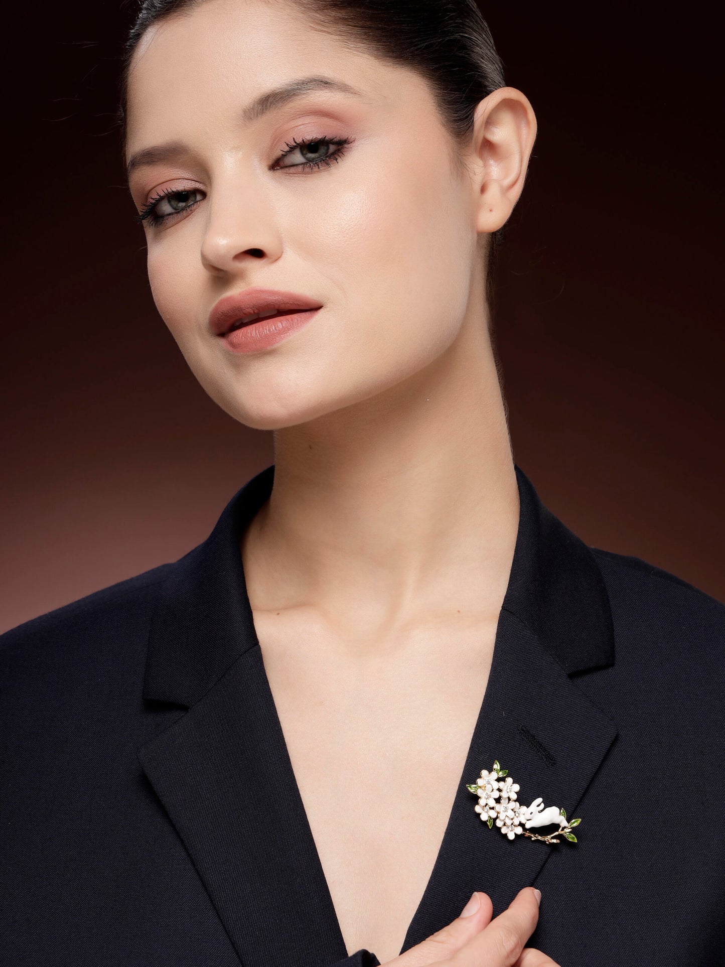 Elegant Zircon Accent Brooch