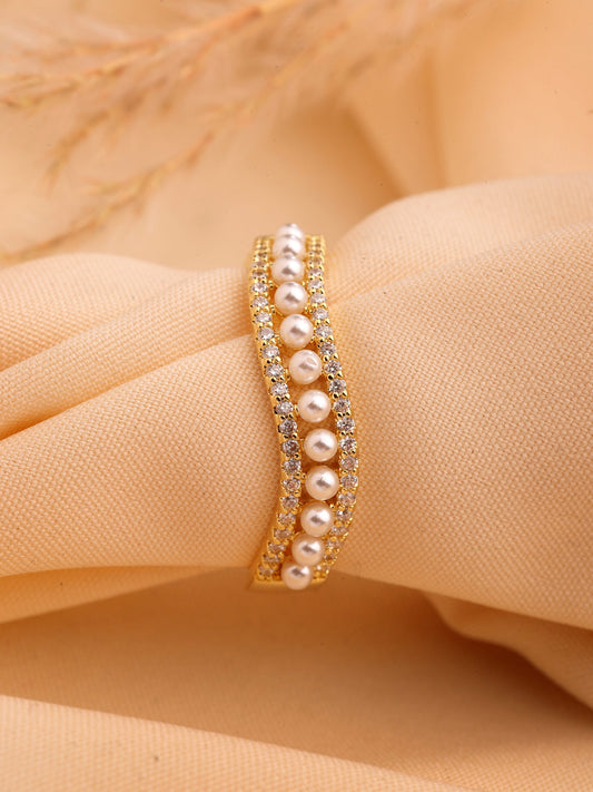 Elegant Zircon Ring Adorned With Freshwater Pearl