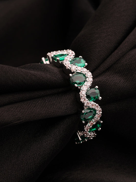 Elegant Emerald & Zircon Gemstone Ring