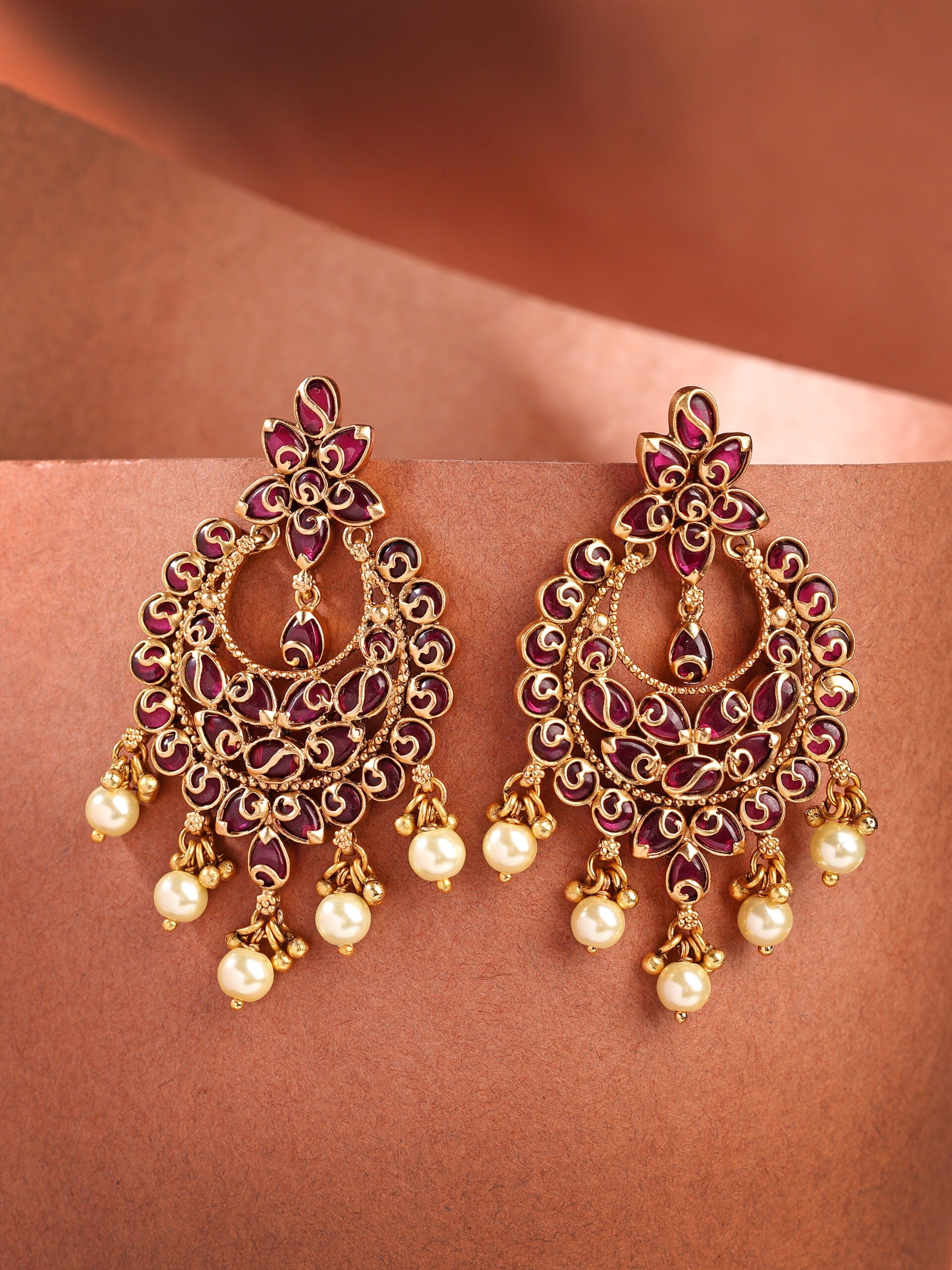 Regal Kundan Chandbali With Pearls