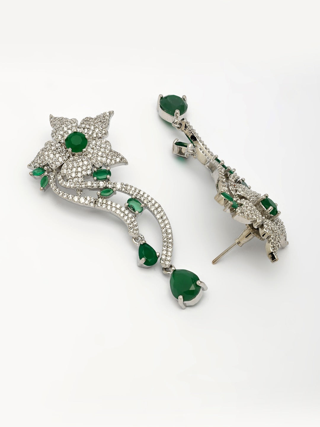 Trendy Traditional Necklace