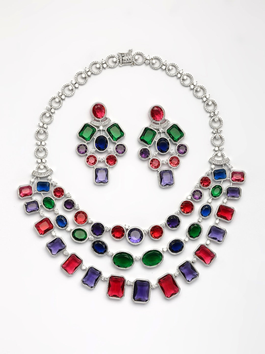 Craftsmanship-Inspired Necklace Set for the Modern Woman