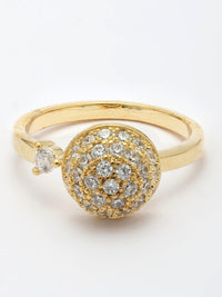 Elegant Zircon Stone Ring