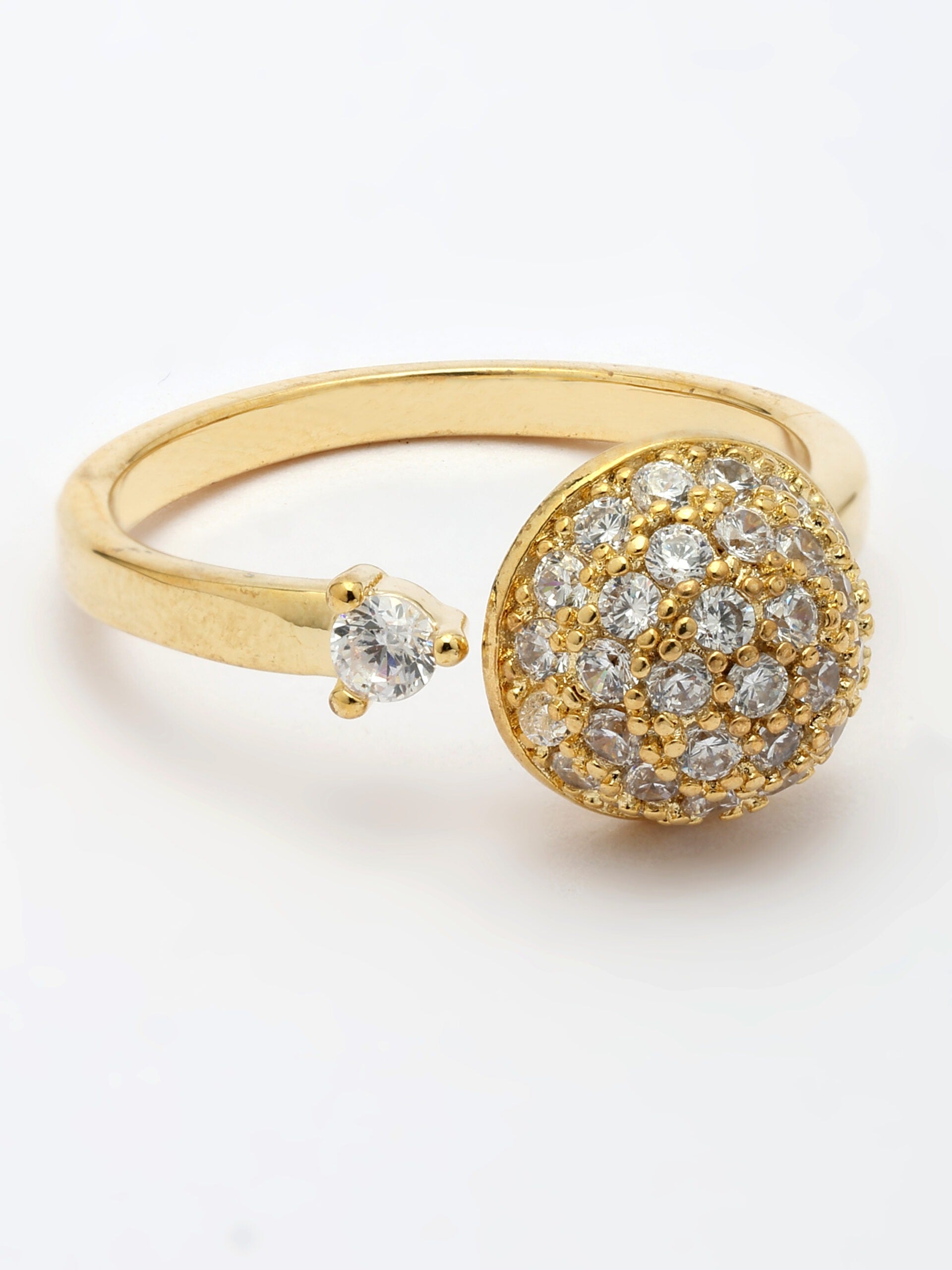 Elegant Zircon Stone Ring