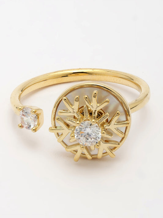 Swirl Design Zircon & Shell Ring