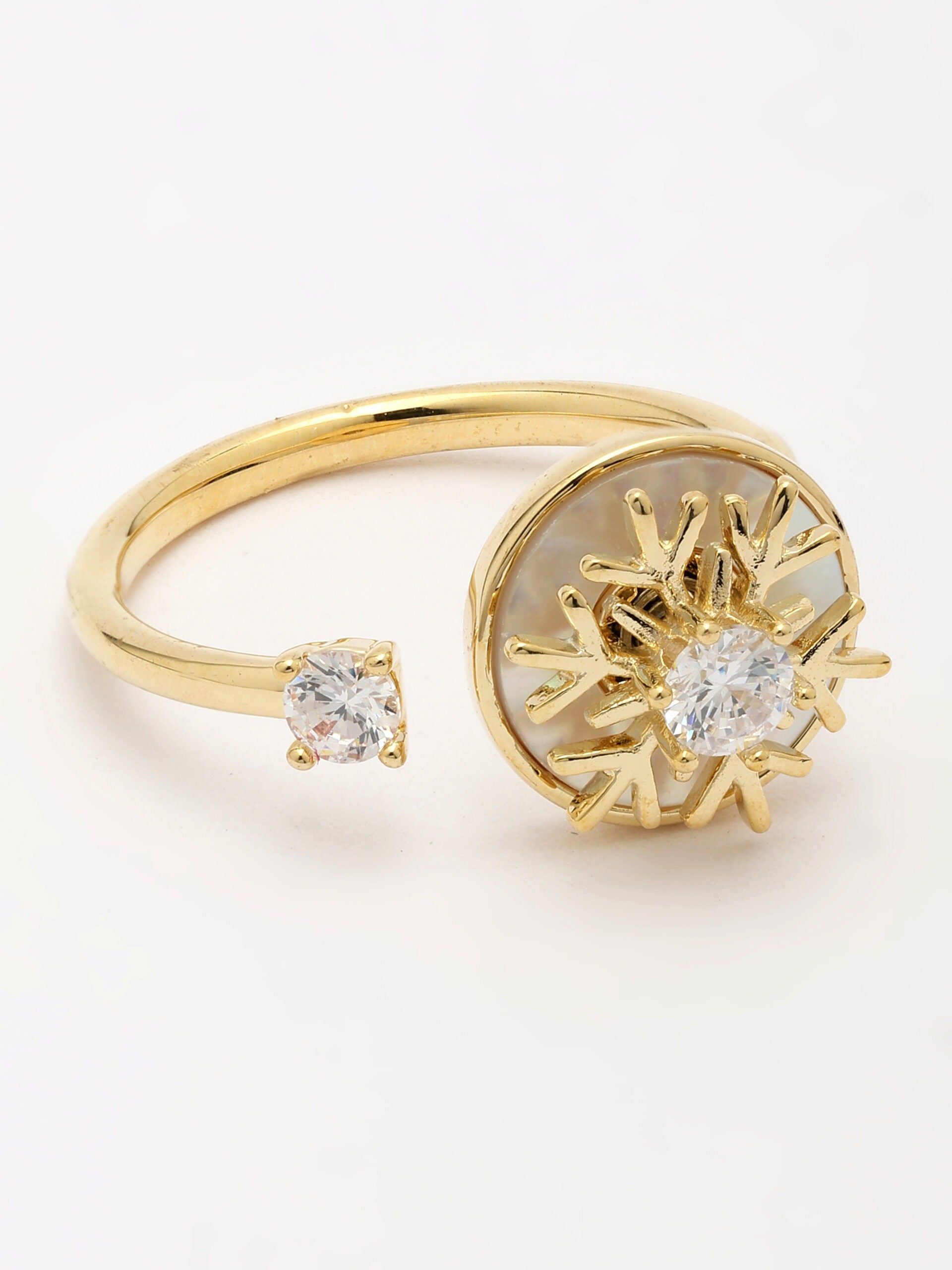 Swirl Design Zircon & Shell Ring