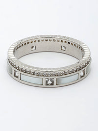 Elegant Oyster Shell Ring With Zircon Accents