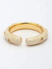 Elegant Enamel-Decorated Zircon Ring