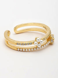 Luminous Mother Of Pearl Ring With Sparkling Zircon