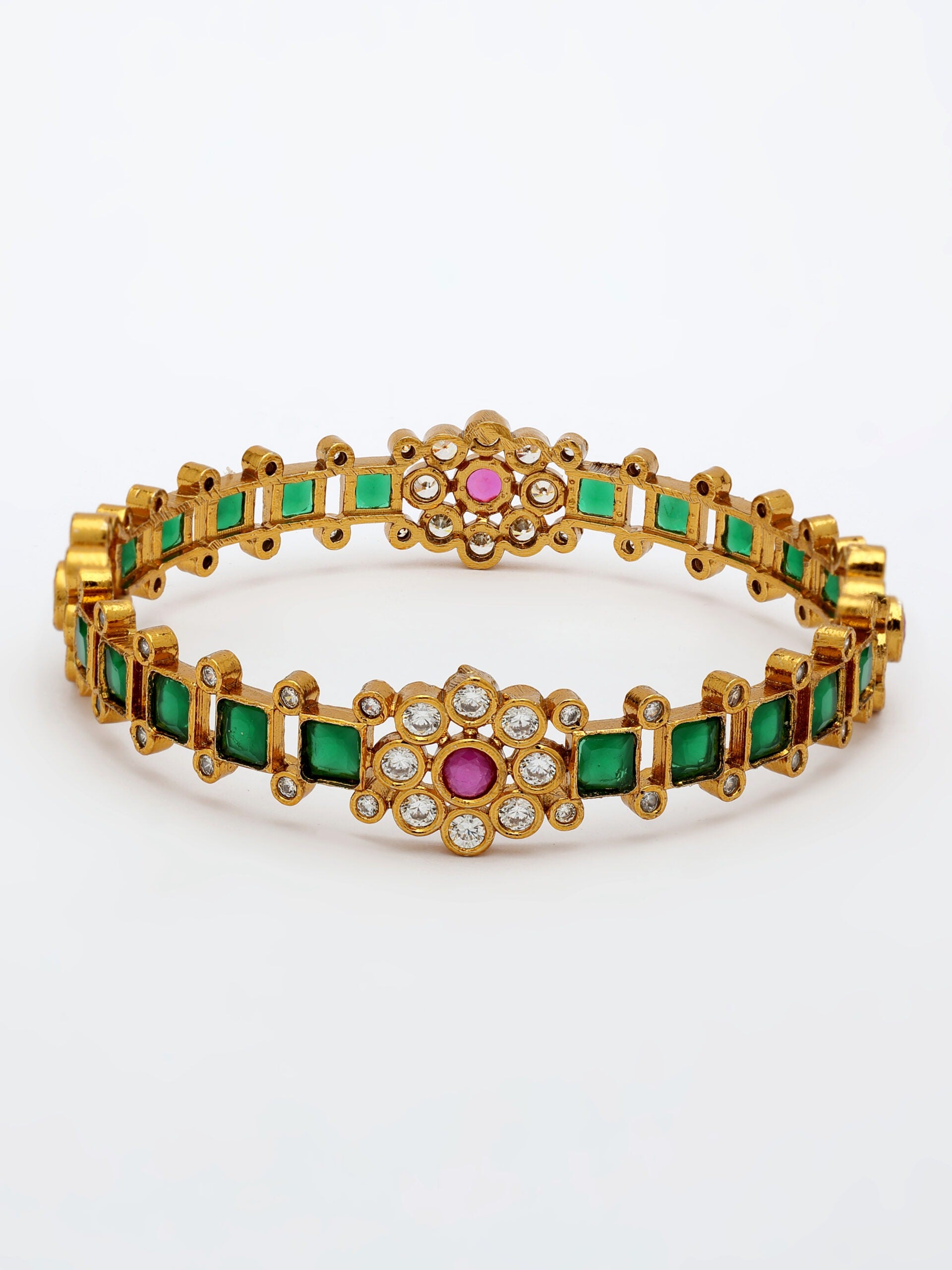 Elegant Bangle in High-Gold Polish