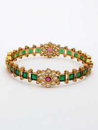 Elegant Bangle in High-Gold Polish