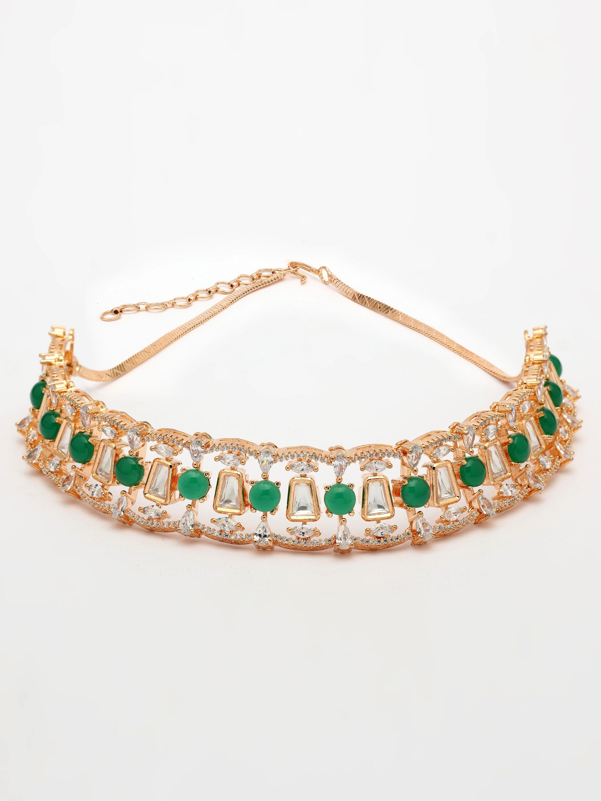 Brilliant Choker Set Adorned With Zircon