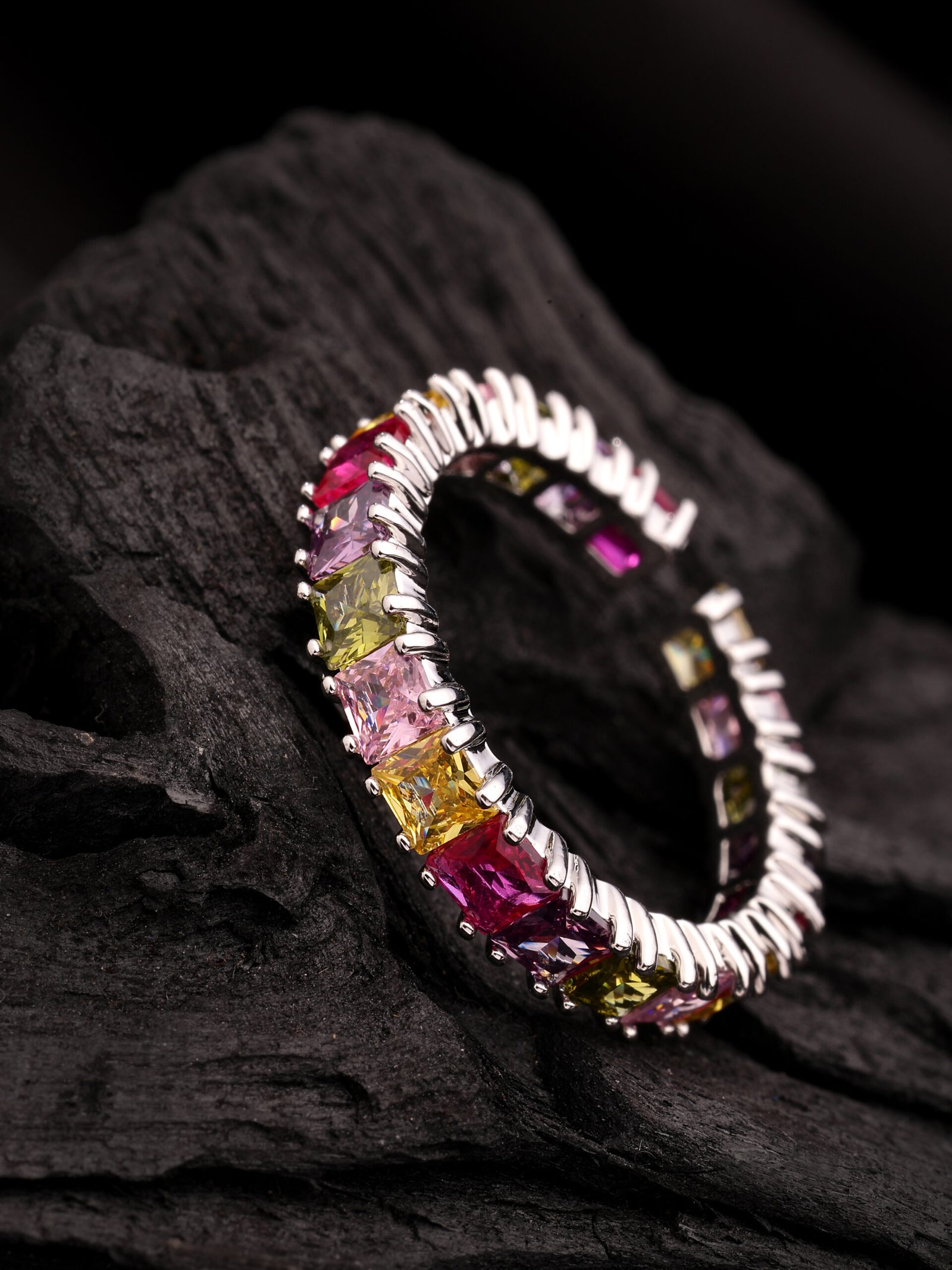 Multi-Zircon Stone Ring
