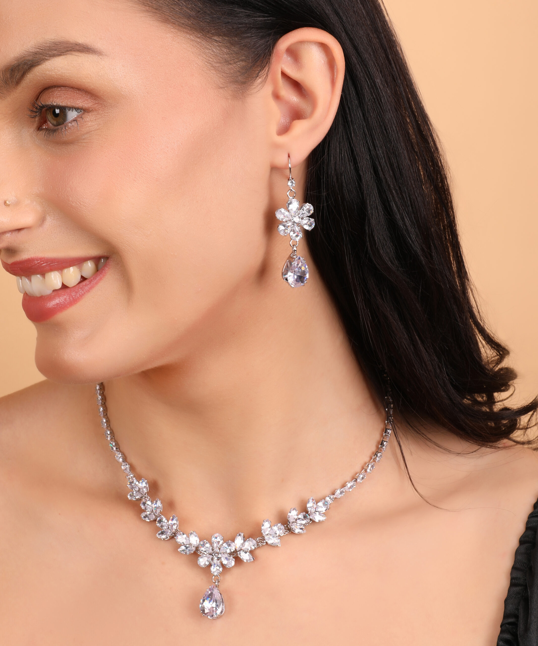 The Brilliance of Perfection — Premium Zircon Necklace | White